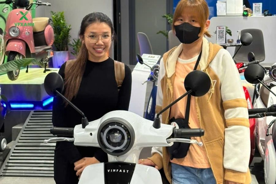 Miễn phí sạc xe máy điện VinFast lên đến một năm 4 348