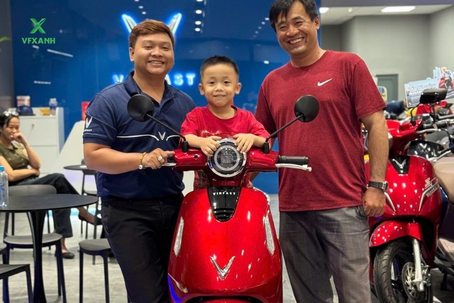 Nên mua xe máy điện VinFast ở đâu tại TP.HCM? Review VFXanh 6 380