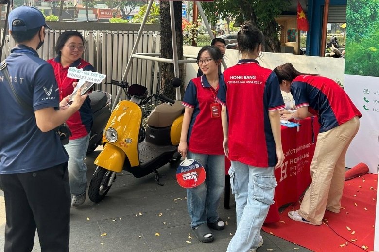 Phủ Xanh Trường Học 2026 cùng VinFast và VFX