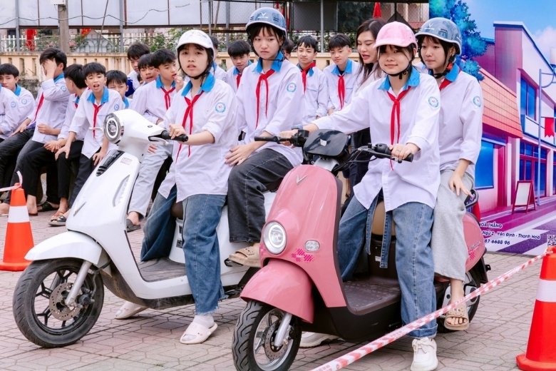 Phủ Xanh Trường Học 2026 cùng VinFast và VFX