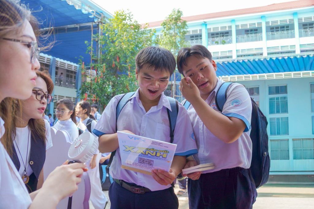 Hành trình "Phủ Xanh Trường Học 2026" tại Trường THPT Thủ Đức và THPT Linh Trung 12 DSC00947 1