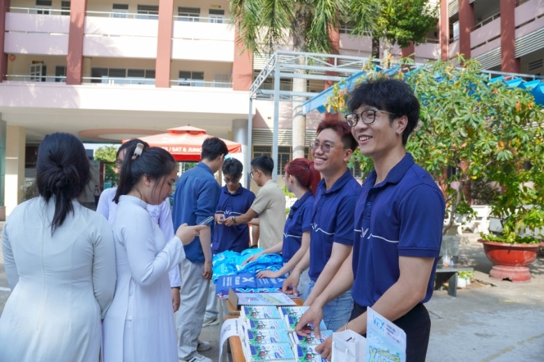 Hành trình "Phủ Xanh Trường Học 2026" tại Trường THPT Thủ Đức và THPT Linh Trung 7 phu xanh truong hoc 2026 tai truong thpt thu duc 5