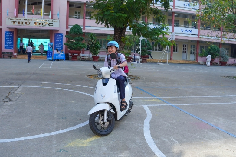 Hành trình "Phủ Xanh Trường Học 2026" tại Trường THPT Thủ Đức và THPT Linh Trung 8 phu xanh truong hoc 2026 tai truong thpt thu duc 6